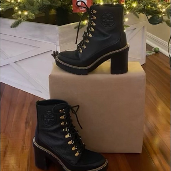 Tory Burch Miller Womens
Leather Round Toe Mid-Calf
Boots size 7.5 Med. With - Picture 2 of 14